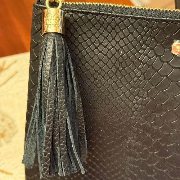 GiGi New York Black Women's All In One Clutch, New Without Tags - Picture 4 of 11